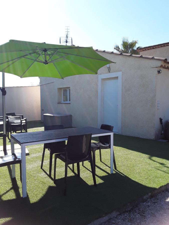 F1 Avec Un Espace Jardin Apartment Gattieres Exterior photo